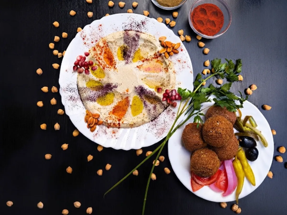 Zestaw hummus i falafel – Niedaleko Damaszku