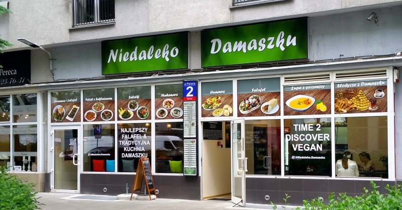 Restauracja Niedaleko Damaszku przy ulicy Pereca w Warszawie